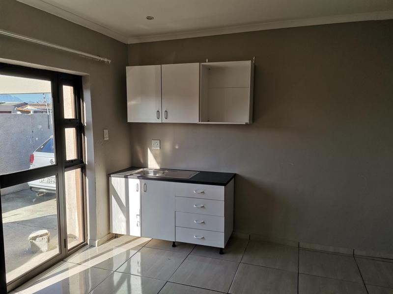 To Let 1 Bedroom Property for Rent in Forest Glade Western Cape